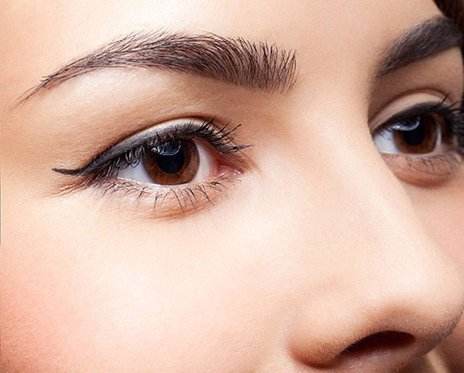 Triệt Lông Mày Tại Sen Beauty
